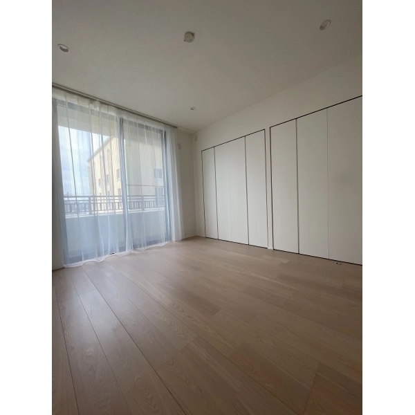 リーフィアレジデンス上原 洋室約7畳　家具・調度品は価格に含まれません。