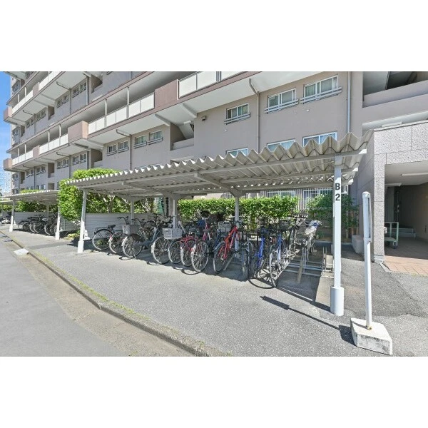 サニーハウス南行徳B棟 駐輪場