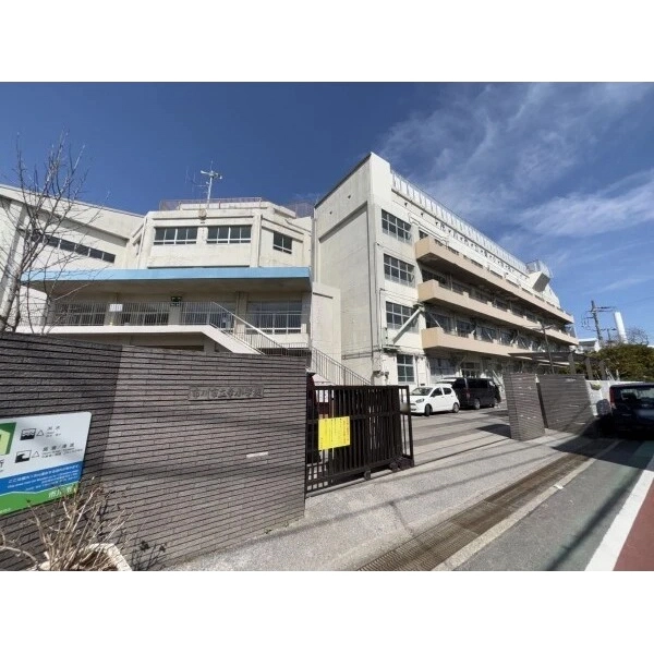 サニーハウス南行徳B棟 市立幸小学校(小学校)まで約420m(徒歩6分)