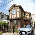 国立市中２丁目 外観：アンティーク調の外観　駐車場・駐輪スペースもあります。
