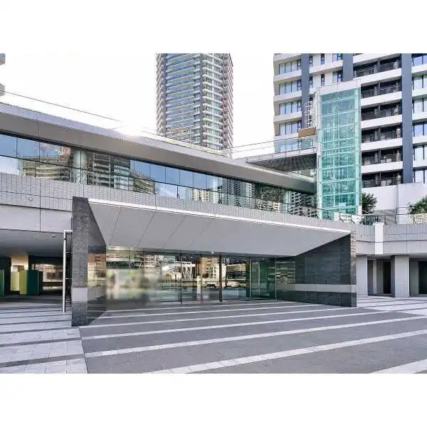 DEUX TOURS(ドゥ・トゥール)EAST その他画像