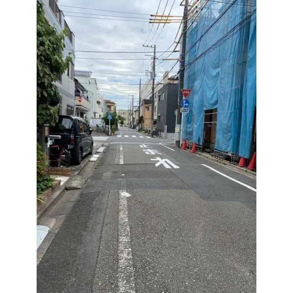 川崎市川崎区藤崎1丁目 前面道路含む外観(北側)