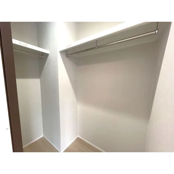 シャンボール生麦 収納