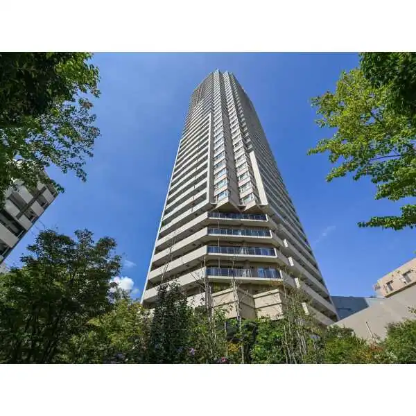 グランドメゾン上町台レジデンスタワー 外観