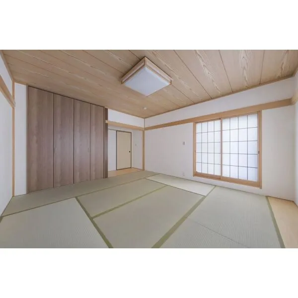 日進市五色園4丁目 2階和室(約9畳)