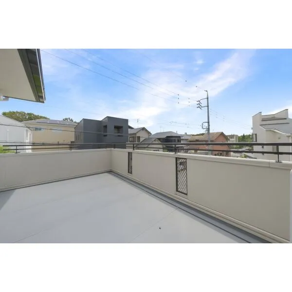 日進市五色園4丁目 2階東側バルコニー