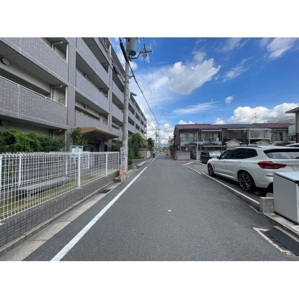 東大阪市中小阪5丁目 ソレアード三貴 前面道路