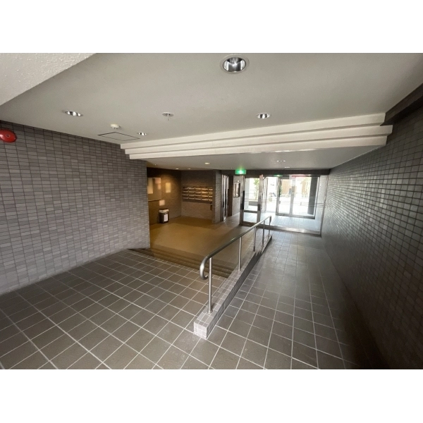 東大阪市中小阪5丁目 パルテール中小阪 ホール