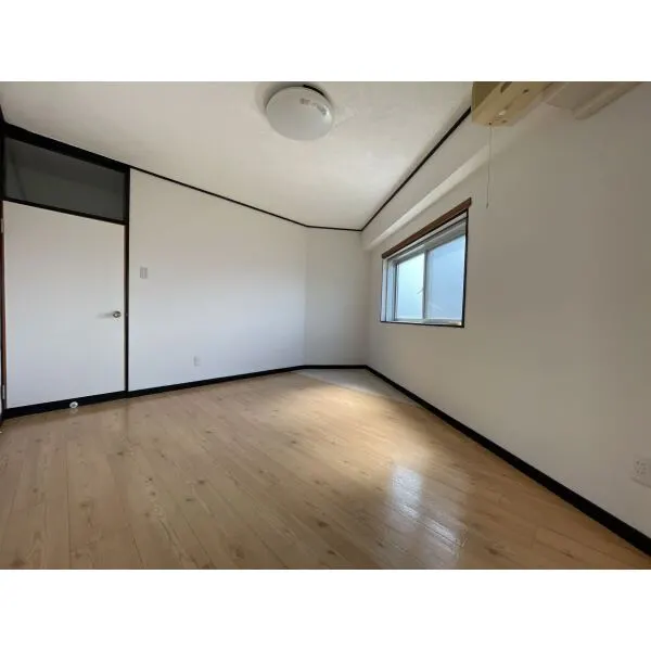 相武台マンション 洋室