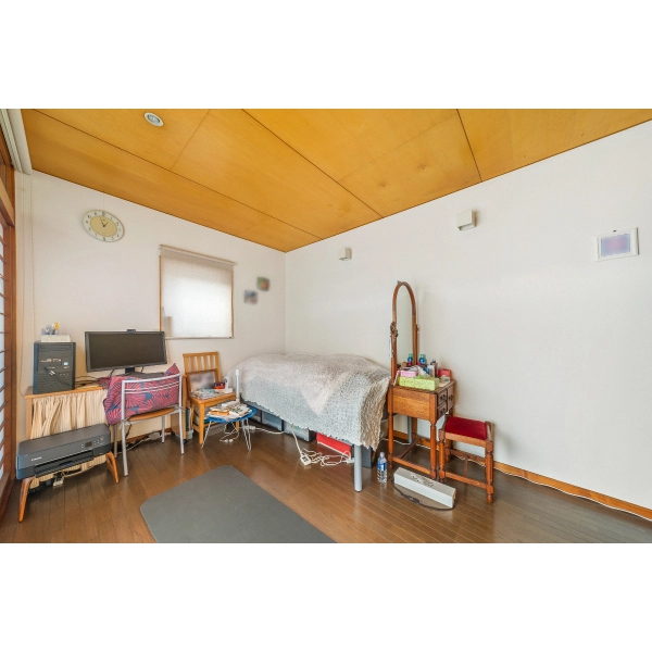 川崎市麻生区上麻生２丁目 洋室