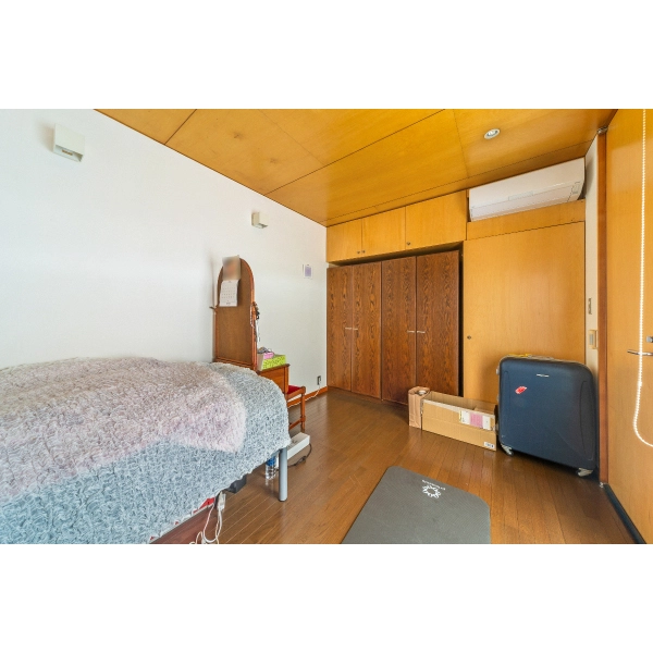 川崎市麻生区上麻生２丁目 洋室