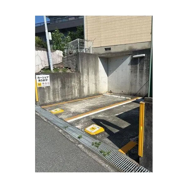 豊中市本町9丁目 駐車場