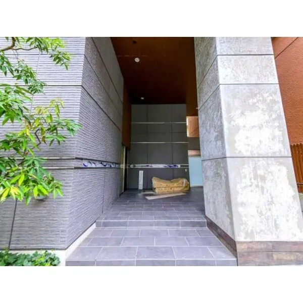 ルネ神田和泉町 アプローチ