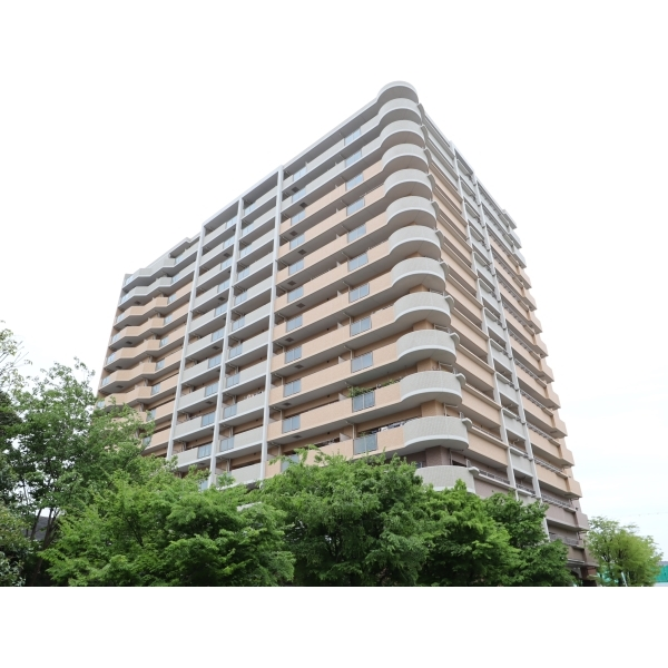 ライオンズマンション中津 外観