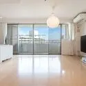 Ｂｒｉｌｌｉａ大島小松川公園（ブリリア大島小松川… 【リビング】太陽の恵みを一気に受けた明るくあたたかいお住まい。