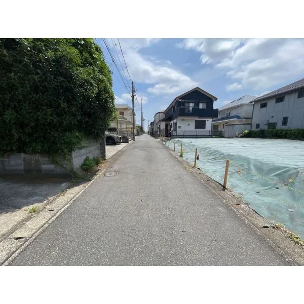 横浜市港南区上永谷3丁目 前面道路