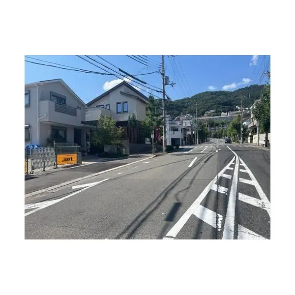 神戸市東灘区岡本８丁目 前面道路