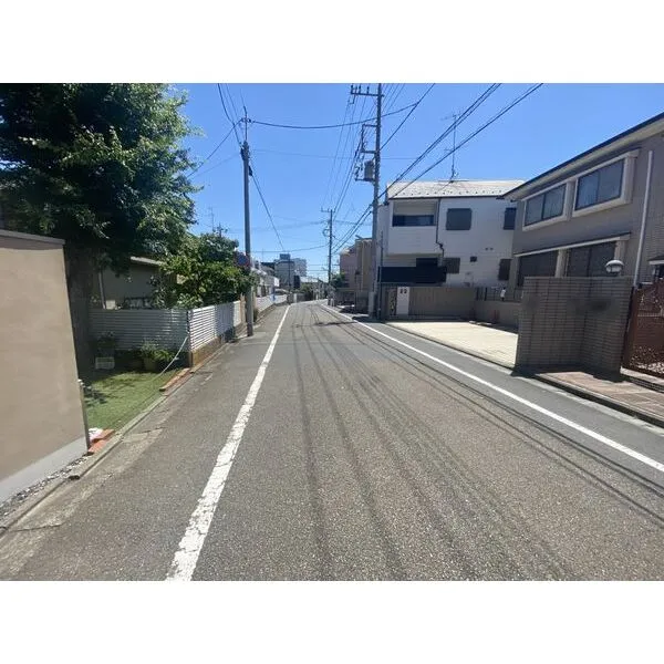大田区久が原5丁目 前面道路(西側より撮影)