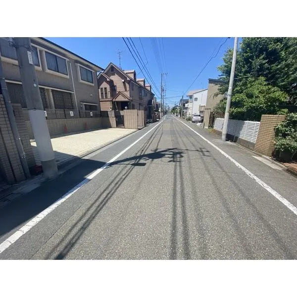 大田区久が原５丁目 前面道路（東側より撮影）