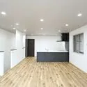 名古屋市千種区春岡通５丁目 プライバシーに配慮された2階リビング設計。LDK内に収納があり、書類やストック品などを収納できます。