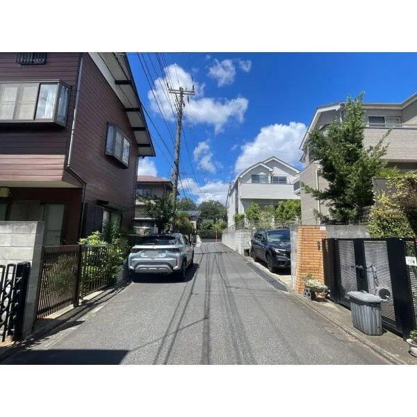 三鷹市大沢１丁目 前面道路