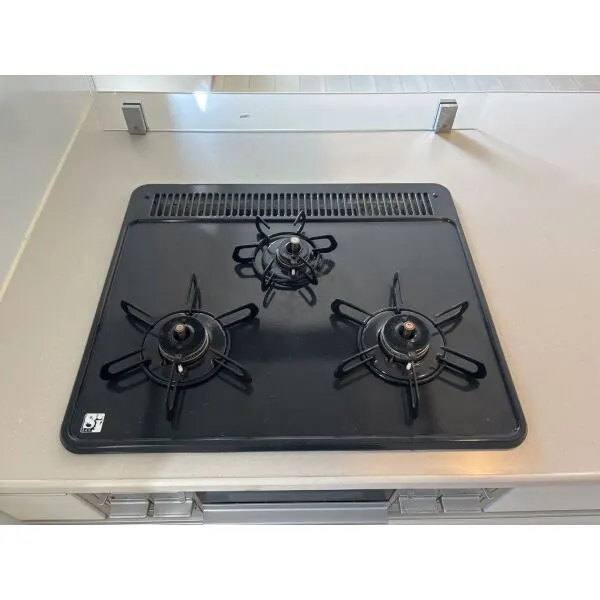 横浜市神奈川区三ツ沢中町 三口コンロ