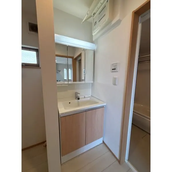 横浜市神奈川区三ツ沢中町 洗面室