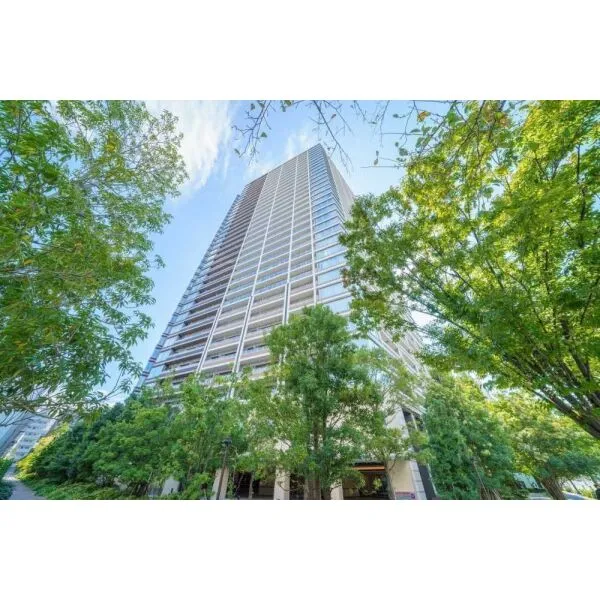 GLOBAL FRONT TOWER