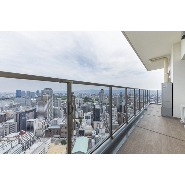 グランドメゾン上町台レジデンスタワー バルコニー