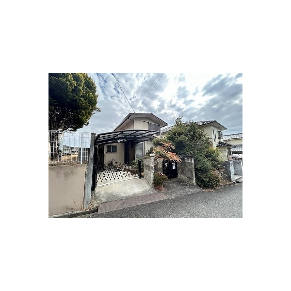 高槻市松が丘２丁目 間取図