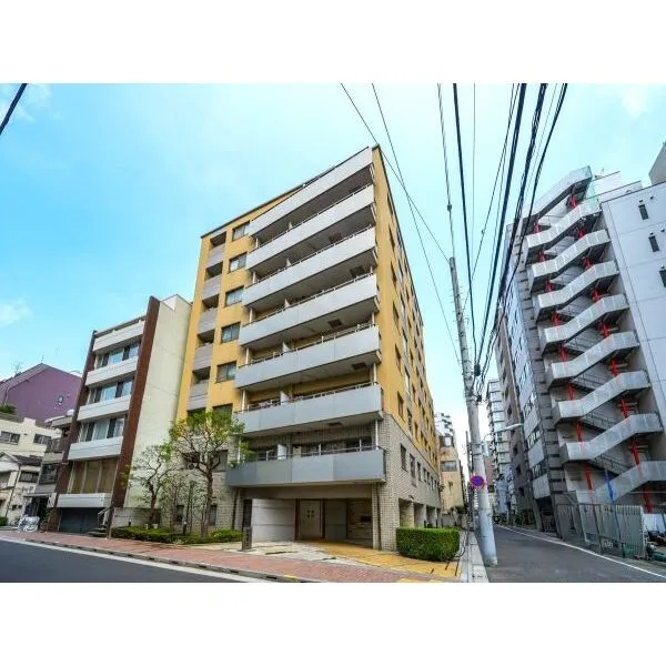アクシルコート浅草蔵前 外観　地上10階建て　総戸数49戸