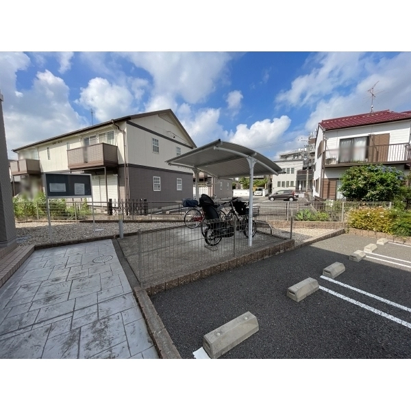 春日井市中新町2丁目 駐輪場