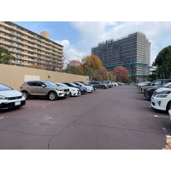 多摩川ハイム 3号棟 駐車スペース