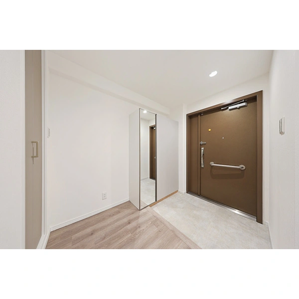 多摩川ハイム3号棟 玄関