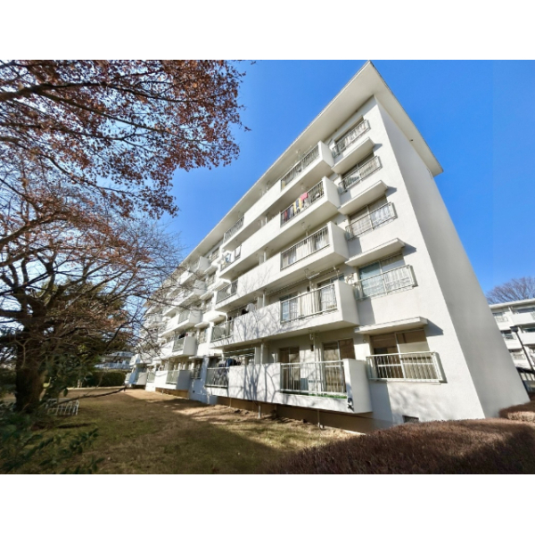 日鋼団地７号棟 外観