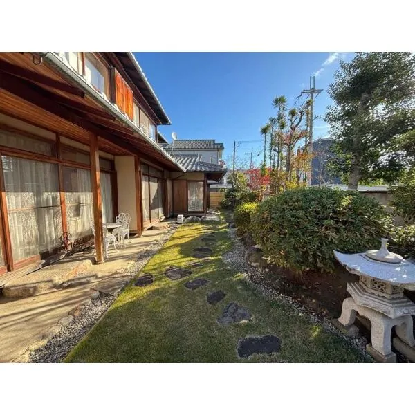 八尾市刑部２丁目 庭