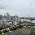 ザ・パークハウス晴海タワーズティアロレジデンス 21階部分、北向きにつき、バルコニーより東京スカイツリーを望む眺望。