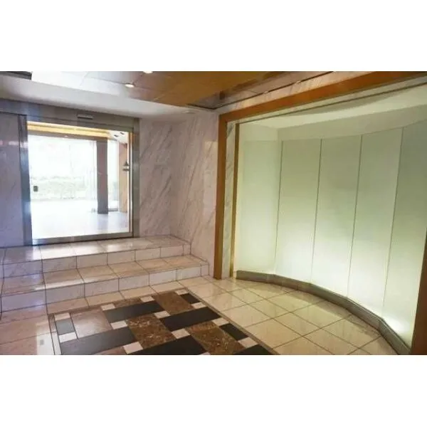 Court Hills 広尾南 エントランス