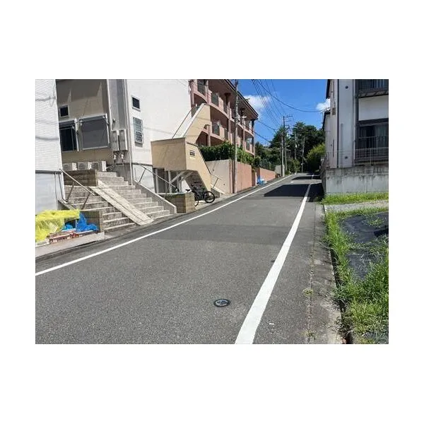 八王子市東中野 南東側前面道路