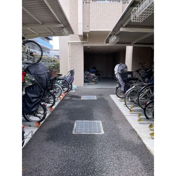 パークホームズ徳川 駐輪場