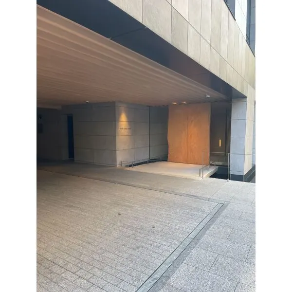 レフィール南麻布 エントランス