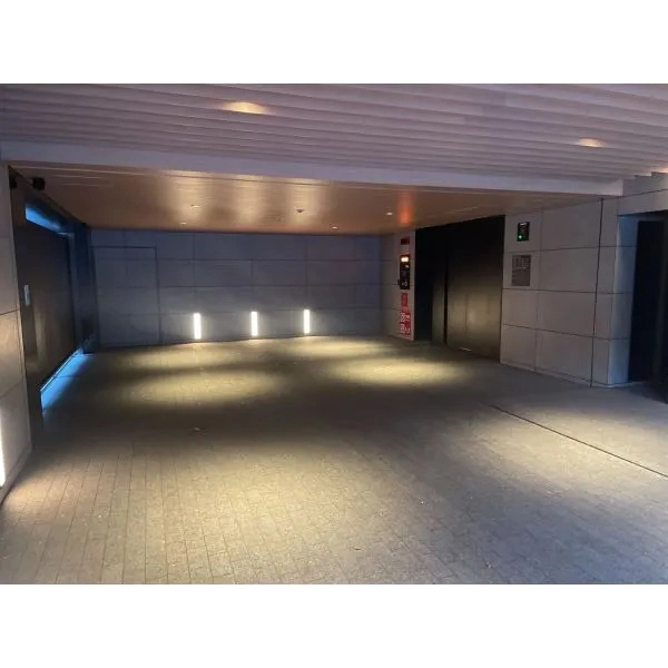 レフィール南麻布 エントランス