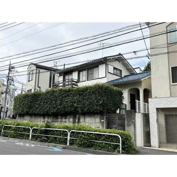 世田谷区下馬2丁目 現地(古家あり)(撮影年月:2026年09月)