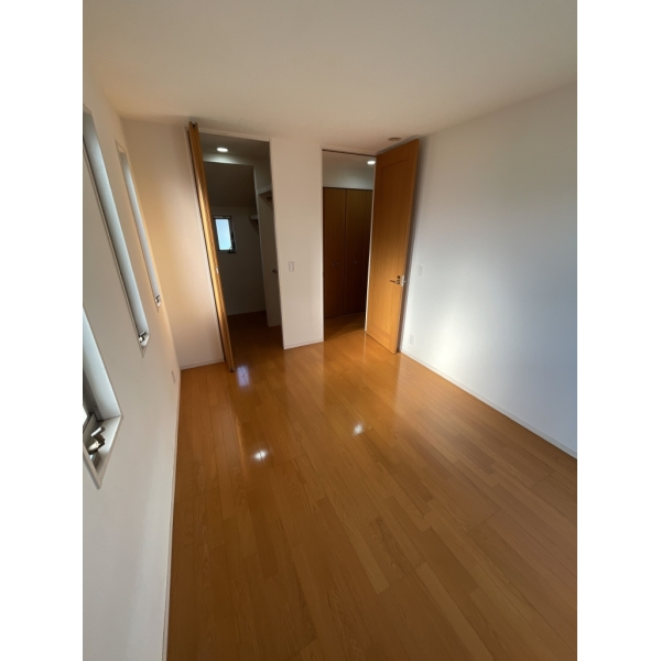 日野市東豊田２丁目 洋室