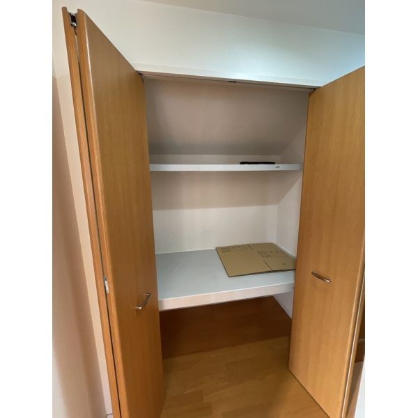 日野市東豊田２丁目 収納