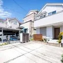 さいたま市北区奈良町 ご家族で車を所有できる2台駐車可能ゆとりある敷地と使いやすい駐車場