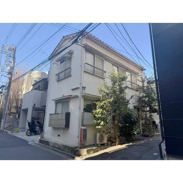 港区三田３丁目
