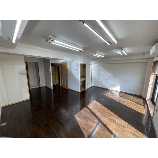 レジェンド日暮里 洋室