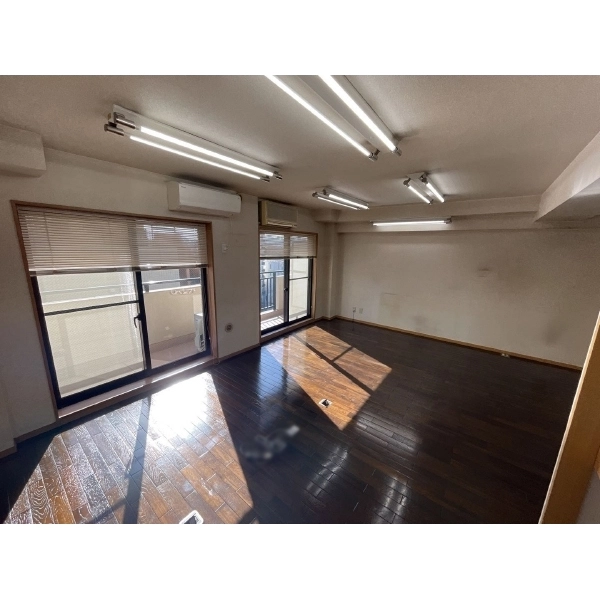 レジェンド日暮里 洋室