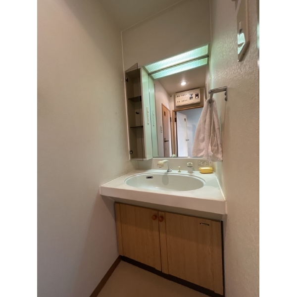 レジェンド日暮里 家具・調度品は価格に含まれません。